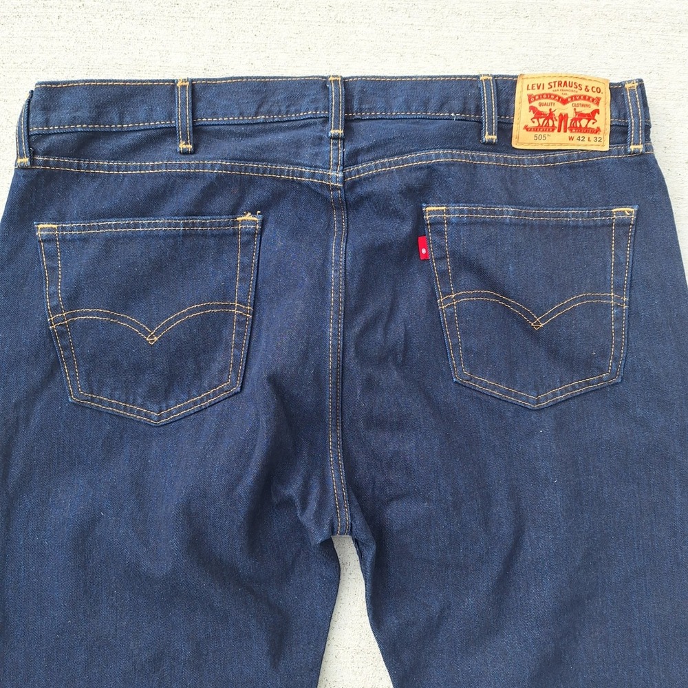Levis 505 Dark Wash Indigo Denim Classic Regular Mens Jeans 42x32